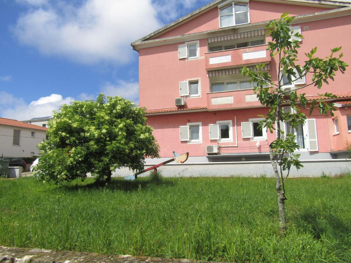 Green Garden Apartments Rovinj Extérieur photo